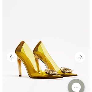 Olive green size 10 Good American heels